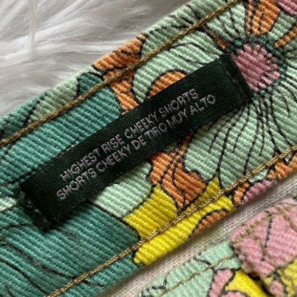 Wild Fable Jean Shorts Highest Rise Cheeky Floral NEW Yellow Green Pink Size 00 - Picture 5 of 8